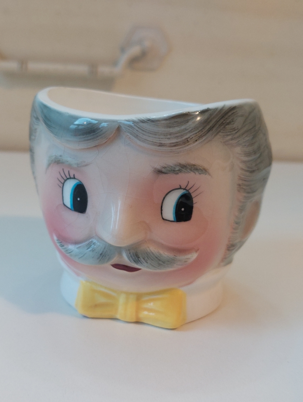 VTG anthromorphic Mustache dad POP face Planter PY Japan